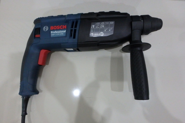 โรตารี่ Bosch 3 ระบบ รุ่น 2-24 DRE ของแท้ 790 W. สภาพใหม่มาก พร้อมกล่อง