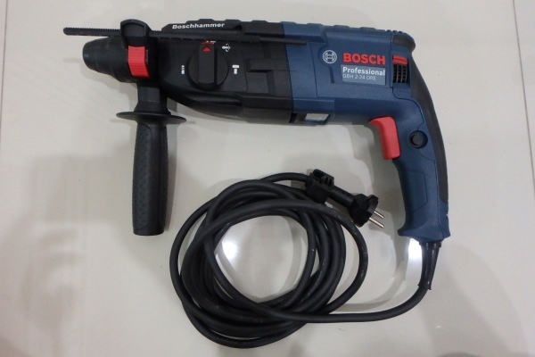 โรตารี่ Bosch 3 ระบบ รุ่น 2-24 DRE ของแท้ 790 W. สภาพใหม่มาก พร้อมกล่อง