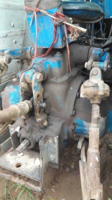 ขาย 240,000บาท รถไถ เพลาเดียว FORD 6600เสื้อลาย ) เครื่องดี เกียร์ดี หางไม่ตก (ใบมีดหน้า -หาง 7) เอกสารเล่มทะเบียน ภาษีไม่ขาด  รถอยู่  จ.ร้อยเอ็ด  โทร 093-3376797 อ๊อฟ 101 ไอดีไลน์ ja5657