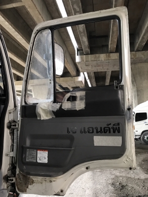 หัวลาก HINO รุ่น FM1JKNA 245 แรงม้า ปีจดทะเบียน 2546พร้อมหาง รุ่น VHT-TST1250M ปีจดทะเบียน 2546
