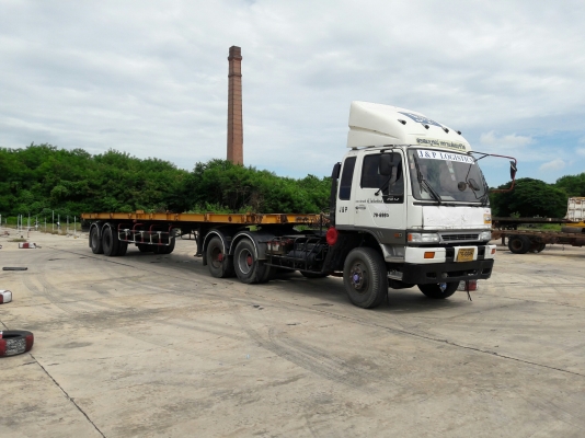 หัวลาก HINO รุ่น FM1JKNA 245 แรงม้า ปีจดทะเบียน 2546พร้อมหาง รุ่น VHT-TST1250M ปีจดทะเบียน 2546