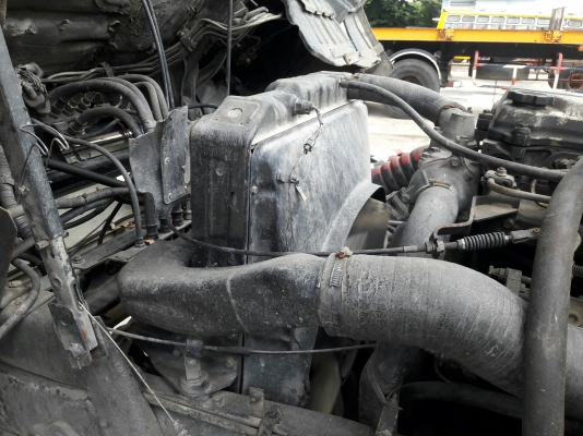 หัวลาก HINO รุ่น FM1JKNA 245 แรงม้า ปีจดทะเบียน 2546พร้อมหาง รุ่น VHT-TST1250M ปีจดทะเบียน 2546