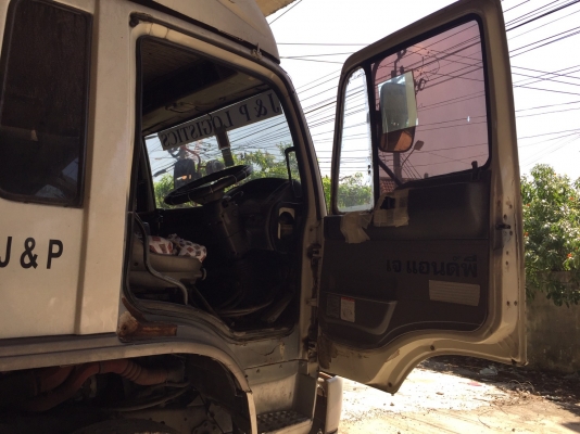 หัวลาก HINO รุ่น FM1JKNA 245 แรงม้า ปีจดทะเบียน 2546พร้อมหาง รุ่น VHT-TST1250M ปีจดทะเบียน 2546
