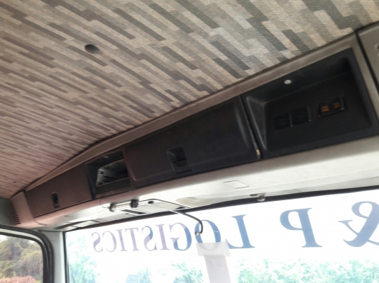 หัวลาก HINO รุ่น FM1JKNA 245 แรงม้า ปีจดทะเบียน 2546พร้อมหาง รุ่น VHT-TST1250M ปีจดทะเบียน 2546