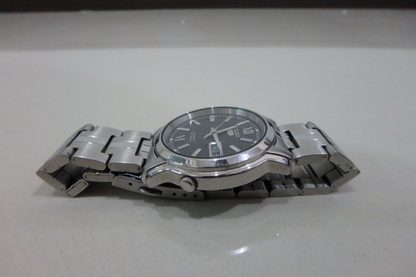 นาฬิกา Seiko Auto ระบบออโต้ หลังเปลือย ชาย เรือนเงิน สภาพใหม่ เดินปกติ ส่งฟรี