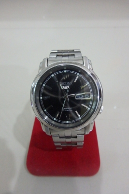 นาฬิกา Seiko Auto ระบบออโต้ หลังเปลือย ชาย เรือนเงิน สภาพใหม่ เดินปกติ ส่งฟรี