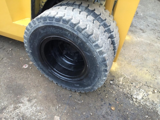 Komutsu-5 ดีเซล 4 ตัน สภาพดีพร้อมใช้ Komutsu-5 ดีเซล 4 ตัน สภาพดีพร้อมใช้