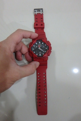 CASIO G-shock รุ่น GA-100B สีแดง ของแท้ สภาพใหม่ มีกล่อง ส่งฟรี