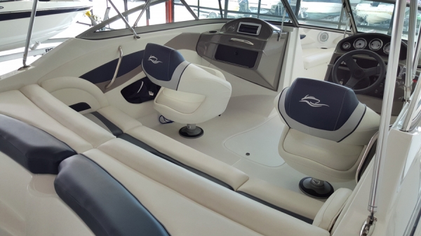 ขายเรือใหม่ป้ายแดง Rinker196