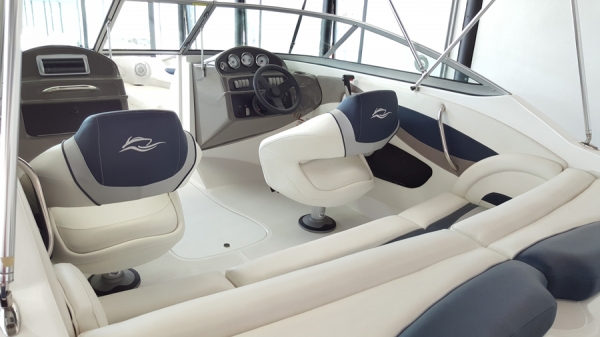 ขายเรือใหม่ป้ายแดง Rinker196