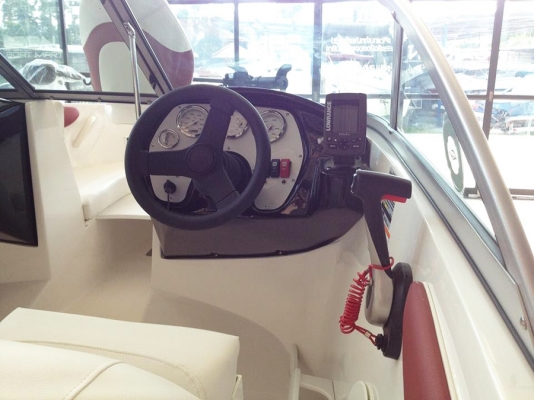 ขายเรือใหม่ Rinker 186 FS