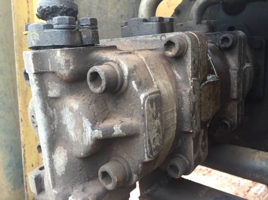 ขาย 195,000 บาท KOMATSU PC120-2 เครื่อง 6BB1-145 แรง โช้หนา เอวแน่น เอกสารชื้อขาย  รถอยู่ จ.นครพนม โทร&amp;ไอดีไลน์ 0610710295