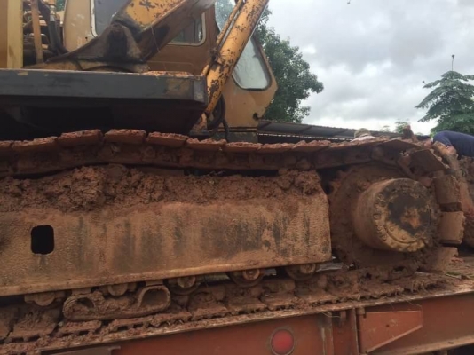 ขาย 195,000 บาท KOMATSU PC120-2 เครื่อง 6BB1-145 แรง โช้หนา เอวแน่น เอกสารชื้อขาย  รถอยู่ จ.นครพนม โทร&amp;ไอดีไลน์ 0610710295