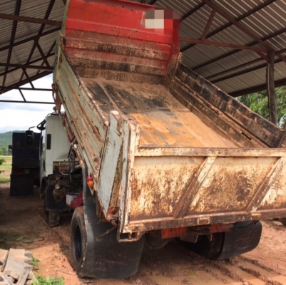 ขายด่วน ISUZU NPR 150 แรง ปี 54 วิ่ง9หมื่นกว่าโล เครื่องเกียร์ดี คัชชีสวย ยางดี6เส้น เอกสารเล่มทะเบี
