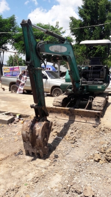 KOMATSU PC 30-7 ราคา 270,000 KOMATSU PC 30-7 ราคา 270,000