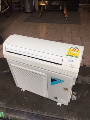 **** ขายแอร์ DAIKIN 12500 BTU สภาพสวย ****