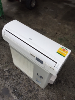 **** ขายแอร์ LG 12500 BTU สภาพสวย ****