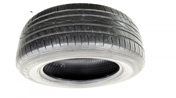 ยาง265/60/18  ปี14 FALKEN ZIEX ZE912   4 เส้น