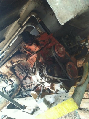 ขายรถเกี่ยวข้าวรองกระสอบ เครื่องอีซูซุ6HE1 195ปั๊ม22ติดใช้งานได้