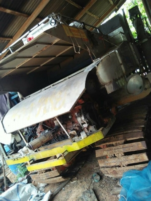 ขายรถเกี่ยวข้าวรองกระสอบ เครื่องอีซูซุ6HE1 195ปั๊ม22ติดใช้งานได้