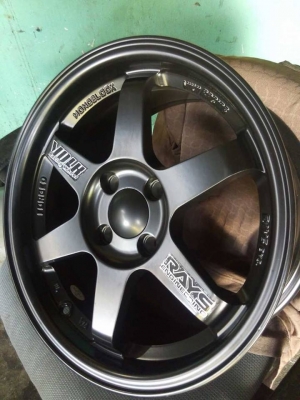 แม็กใหม่ TE37 จากค่าย xxr ขอบ 15 กว้าง 7 ออฟ 33 มี 4 สี ดำเทากัลบรอนด์น้ำดาล
