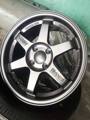 แม็กใหม่ TE37 จากค่าย xxr ขอบ 15 กว้าง 7 ออฟ 33 มี 4 สี ดำเทากัลบรอนด์น้ำดาล แม็กใหม่ TE37 จากค่าย xxr ขอบ 15 กว้าง 7 ออฟ 33 มี 4 สี ดำเทากัลบรอนด์น้ำดาล