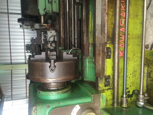 ขายเครื่องกลึง6ฟุตหนักญี่ปุ่น3เพลามีเบรคพร้อมใช้ครับ