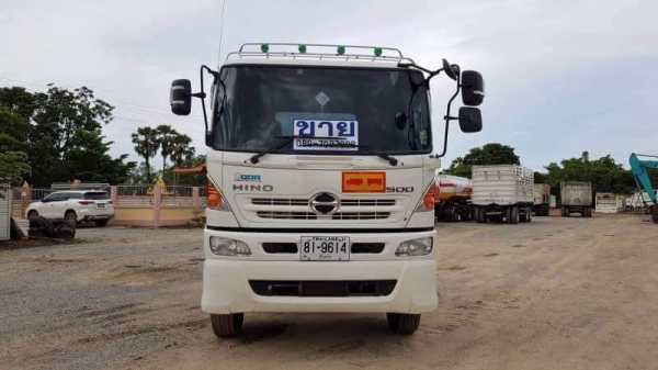 ขาย Hino mega 344 แรงม้า ปี 56 พร้อมขายค่ะ โทร 089-7087998,081-7855503 Dum sukhothai