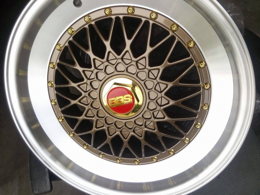 ลดราคา ล้อใหม่ BBS ขอบ17 กว้าง 8 ใส่รถ 5 รู 100 และ 114 ราคา 12500 บาท