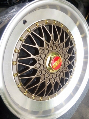 ลดราคา ล้อใหม่ BBS ขอบ17 กว้าง 8 ใส่รถ 5 รู 100 และ 114 ราคา 12500 บาท ลดราคา ล้อใหม่ BBS ขอบ17 กว้าง 8 ใส่รถ 5 รู 100 และ 114 ราคา 12500 บาท