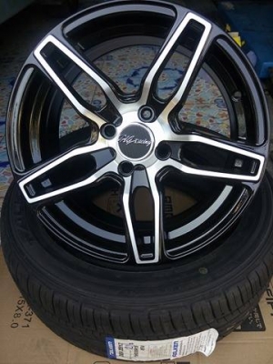 แม็กใหม่ สีดำหน้าเงา ขอบ 15 กว้าง 7 ราคา 7900 บาท แม็กใหม่ สีดำหน้าเงา ขอบ 15 กว้าง 7 ราคา 7900 บาท