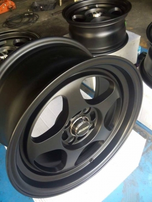 แม็กใหม่สปูน ขอบ 15 กว้าง 7 ออฟ 30 แม็กใหม่สปูน ขอบ 15 กว้าง 7 ออฟ 30