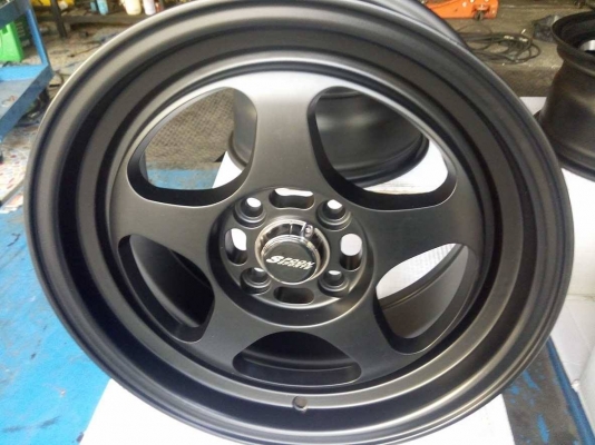 แม็กใหม่สปูน ขอบ 15 กว้าง 7 ออฟ 30 แม็กใหม่สปูน ขอบ 15 กว้าง 7 ออฟ 30