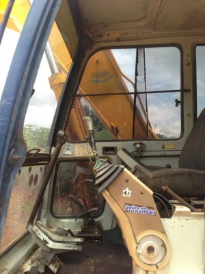 ขาย 675,000 บาท KOBELCO SK120 Mark 3 เครื่องดี ปั้มแรง โช่หนา เอวแน่น ไฟฟ้าครบ เเอร์เย็น เอกสารเล่มทะเบียน รถอยู่ จ.นครราชสีมา  090-772-3710 090-772-3708