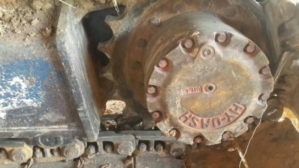 ขาย 675,000 บาท KOBELCO SK120 Mark 3 เครื่องดี ปั้มแรง โช่หนา เอวแน่น ไฟฟ้าครบ เเอร์เย็น เอกสารเล่มทะเบียน รถอยู่ จ.นครราชสีมา  090-772-3710 090-772-3708