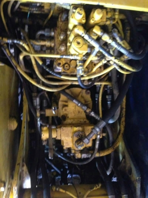 ขาย 675,000 บาท KOBELCO SK120 Mark 3 เครื่องดี ปั้มแรง โช่หนา เอวแน่น ไฟฟ้าครบ เเอร์เย็น เอกสารเล่มทะเบียน รถอยู่ จ.นครราชสีมา  090-772-3710 090-772-3708