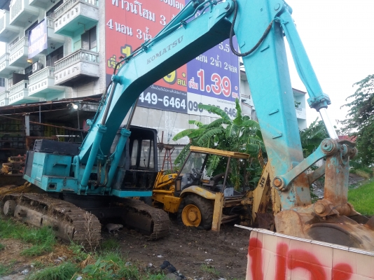 ขายรถแม็คโคร 200 รุ่น 2 ด่วนราคาถูก โทร. 089-535-1262 รถสภาพดีพร้อมใช้งาน