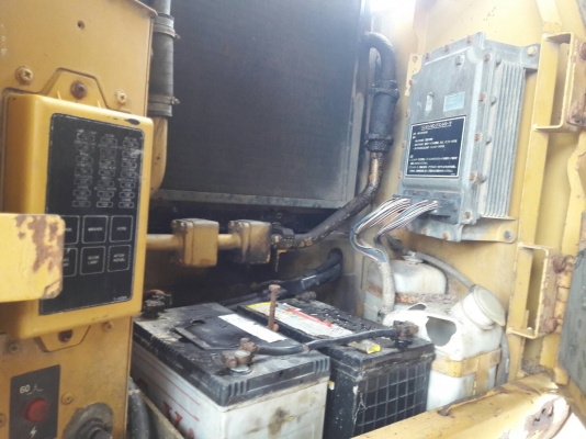 ขายCATERPILLAR 311  เก่าใน  สภาพสวย  เครื่อวปั๊มดี โซ่ใหม่  แทรค 70  พร้อมใช้  โทร  089-3818694  ดวงนภา