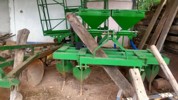 รับทำลิปเปอร์ฝังปุ๋ย