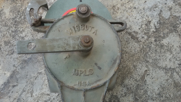 เครื่องเจียรมือหมุน U.S.A. โบราณ