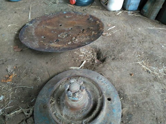 ขายตามสภาพ ผาล 3  CMT  ข้างหน้ามีอยู่แต่ถอดออก