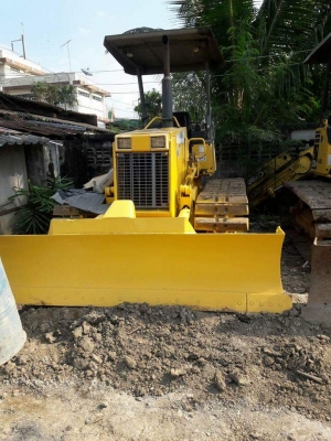 ขายKOMATSU D20P-7E  เก่าใน  สภาพดี  พร้อมใช้  เอกสารครบ  ลองระบบกันได้ทุกวัน  โทร  089-3818694  ดวงนภา