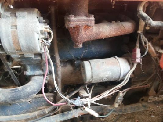 ขายตามสภาพ รถไถ คูโบต้า 22 แรง โฟวิน มีผาลหลัง ลดเหลือ 65000 ขายตามสภาพ รถไถ คูโบต้า 22 แรง โฟวิน มีผาลหลัง ลดเหลือ 65000