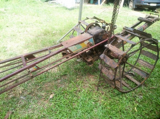 ขายตามสภาพ โครงรถไถ มีเกียร์ 123 เดินหน้าถอยหลังได้