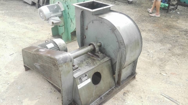 ** SOLD ** โบวเวอร์ดูดเป่าอากาศ 7.5 HP 380V พร้อมใช้