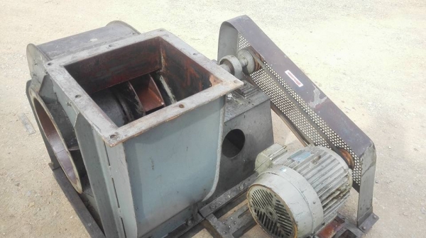 ** SOLD ** โบวเวอร์ดูดเป่าอากาศ 7.5 HP 380V พร้อมใช้