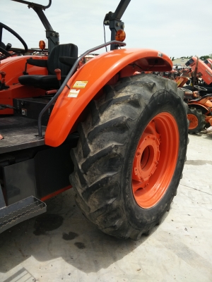 รุ่นใหญ่แรงๆ Kubota M108S Max สวยๆพร้อมใช้งาน มีรับประกัน 500 ชั่วโมงหรือ 9 เดือน รุ่นใหญ่แรงๆ Kubota M108S Max สวยๆพร้อมใช้งาน มีรับประกัน 500 ชั่วโมงหรือ 9 เดือน