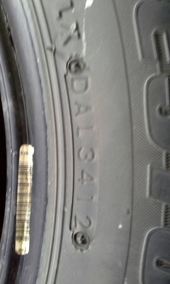 185/65R15  BRIDGESTONE B250 ชุด 4 เส้น  tel. 081-427-3941