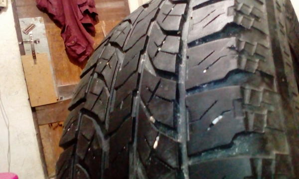 ขายยางโยโก ขนาด 265/65/17 ปี 14 ราคาชุดละ 2,800 บาท ขายยางโยโก ขนาด 265/65/17 ปี 14 ราคาชุดละ 2,800 บาท
