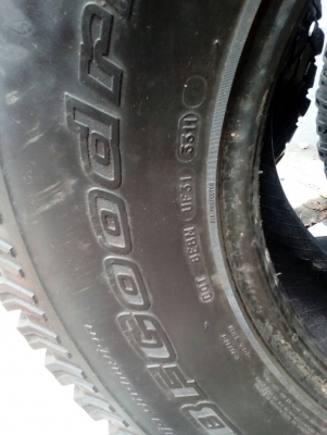 315/70R17   BF Goodrich  All-Terrain T/A  ชุด 4 เส้น สวย หนา ไม่มีปะ ไม่กินข้าง  tel.081-427-3941
